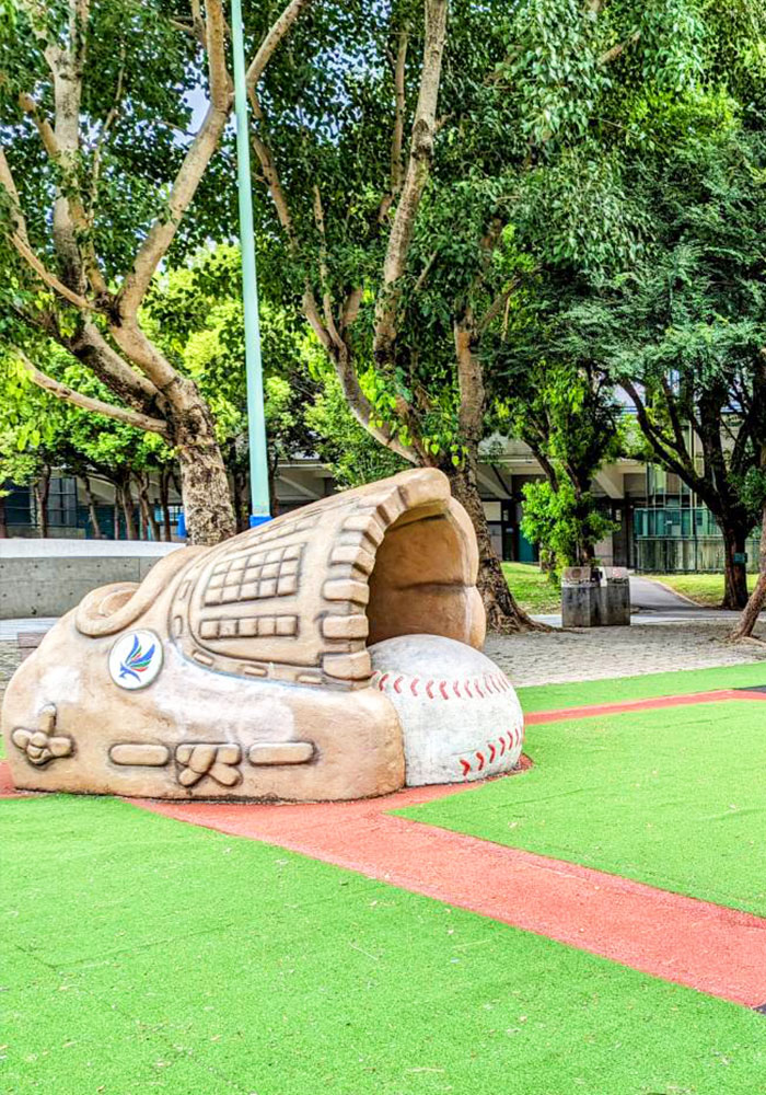 新莊體育園區：棒球場側遊戲場